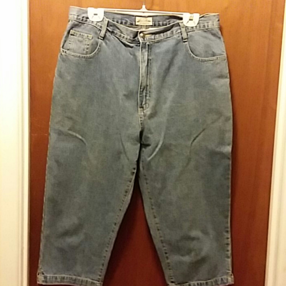 St John's Bay Denim Capris Size 16
